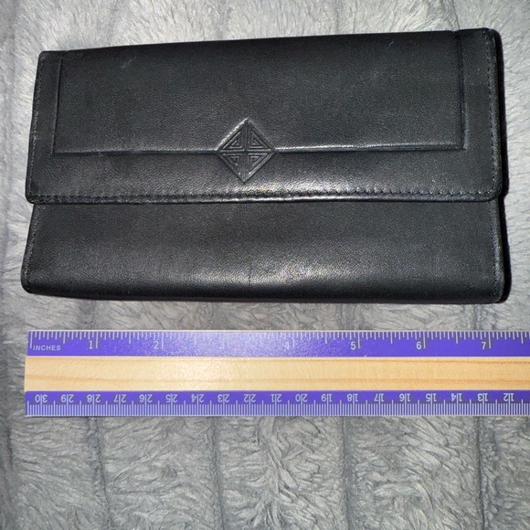 Princess Gardner Handbags - Elegant Black Women's Wallet